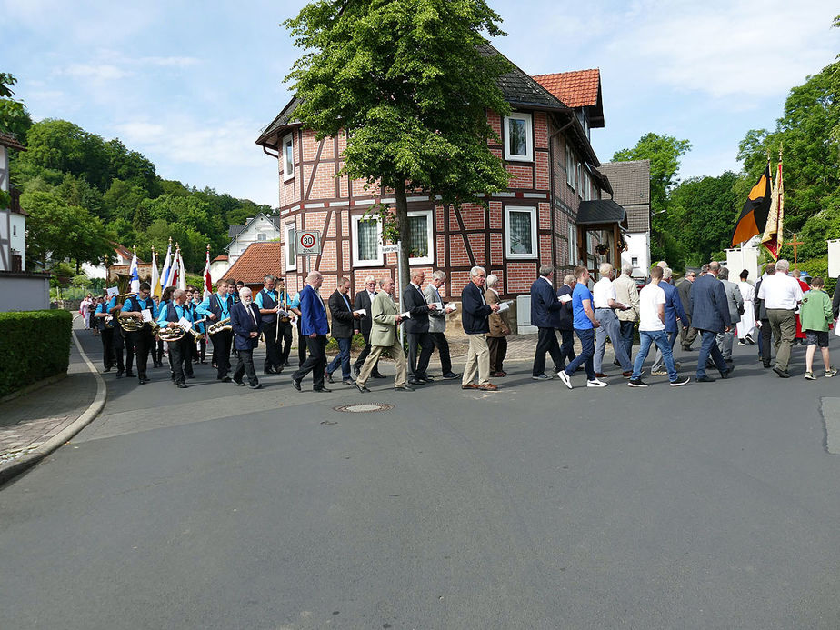 Bittprozession am Pfingstmontag (Foto: Karl-Franz Thiede)